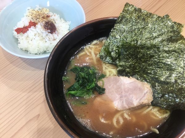 「ラーメン・並＋ライス(￥700＋ライス無料)」@漢ラーメン 室の写真