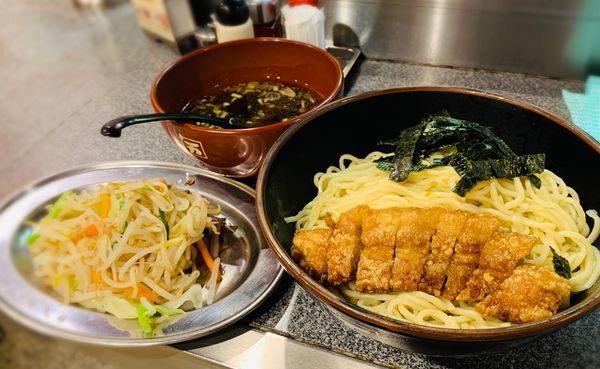 「ざる排骨（￥970）＋野菜（温￥100）」@万世麺店 有楽町店の写真