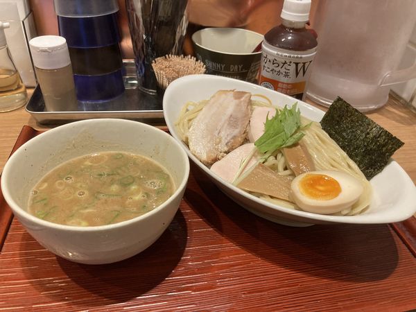 「鶏白湯つけ麺・大盛り３００g（８５０円）」@ヒキュウの写真