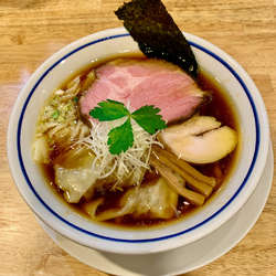 ワンタン中華そば（醤油）