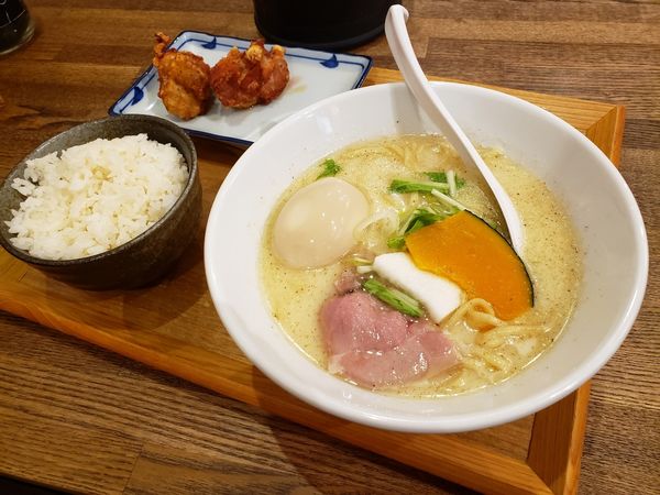 「禅そば ランチセット唐揚げ(ライス)+味玉」@麺処 禅の写真