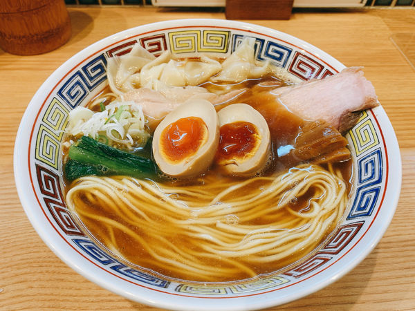 「特製中華そば」@ほっこり中華そば もつけの写真