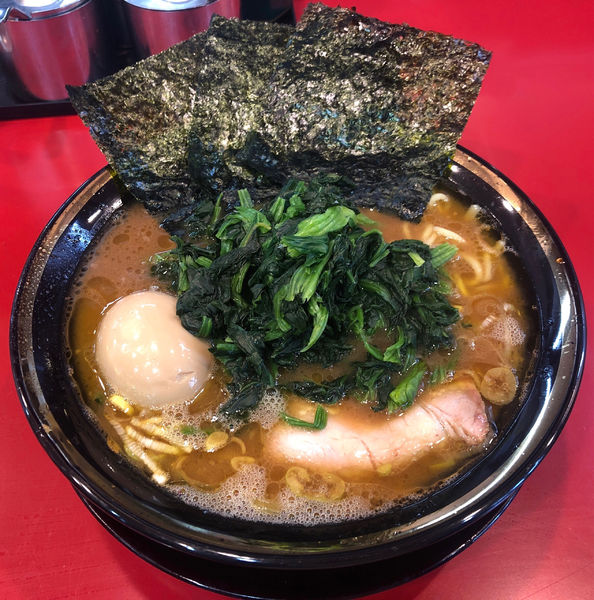 「ラーメン(味玉.ほうれん草.硬め.濃いめ.普通)」@環2家の写真