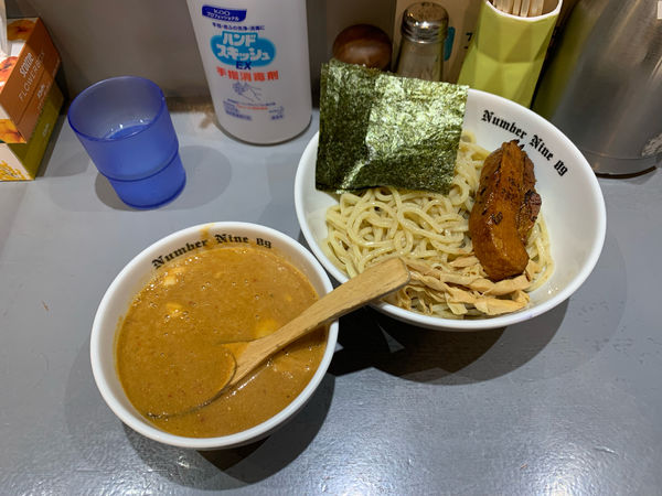 「濃厚煮干し辛つけめん」@麺Dining Number Nine 09の写真