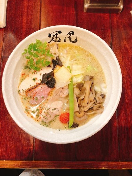 「【限定】黒トリュフ薫るきのこ鶏白湯ラーメン チーズリゾット付」@らぁめん冠尾 恵比寿西店の写真
