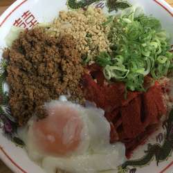 汁なし坦々麺＋温玉