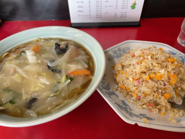 「やさいめんと炒飯」@萬来軒の写真