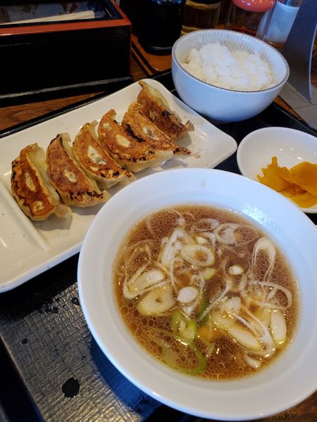 「餃子定食」@北海道らぁめん伝丸 平塚田村店の写真