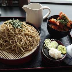 ざるそば(2倍盛り)ミニ鳥丼セット