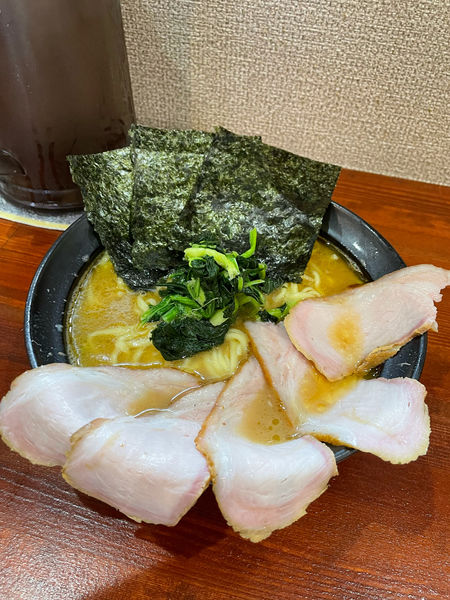 「チャーシュー麺　中盛り」@横浜家系らーめん 天王家 寒川総本店の写真