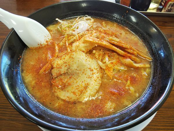 「味噌　＋唐辛子：無料」@麺や てっちんの写真