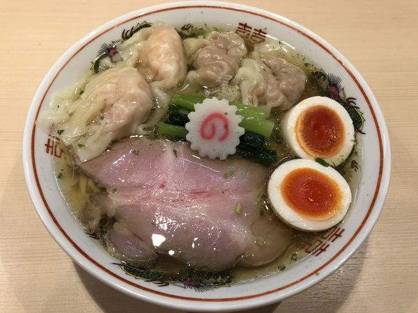 「全部入りワンタン麺山椒　中盛」@キング製麺の写真