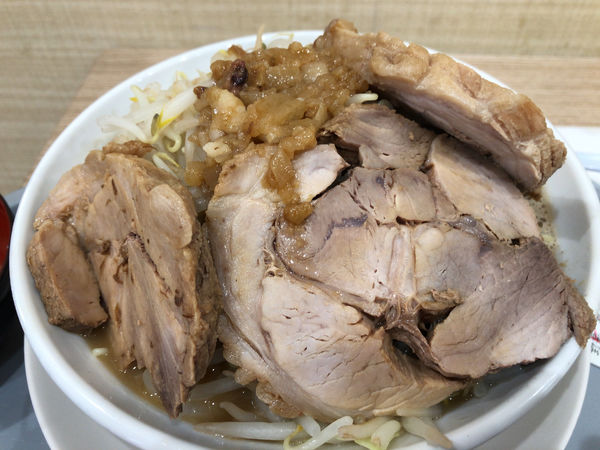 「ど乳化豚ラーメン」@ラーメン 中毒 東向島店の写真