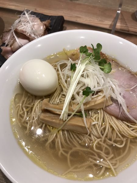 「だし麺塩　炙りチャーシュートッピング」@だし麺屋 ナミノアヤの写真