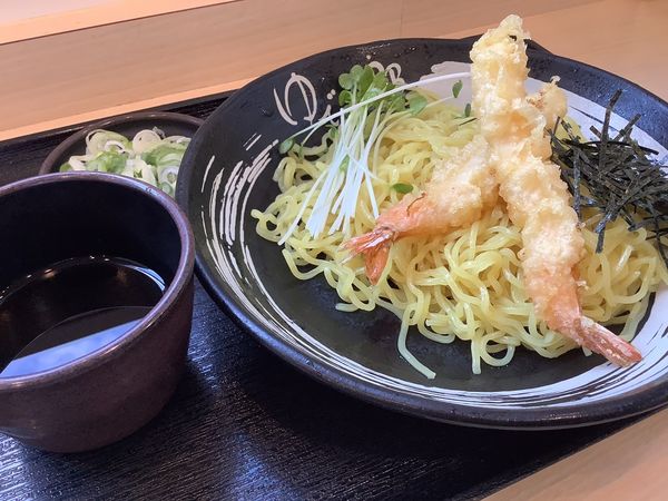 「アゲアゲ海老天ざる中華　560円」@ゆで太郎 小田原飯泉店の写真