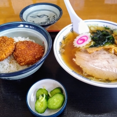 足立食堂の画像