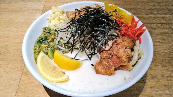 「【期間限定】冷やし中華(ニンニク･アブラ)＋レモン･とろろ」@MEN YARD FIGHTの写真