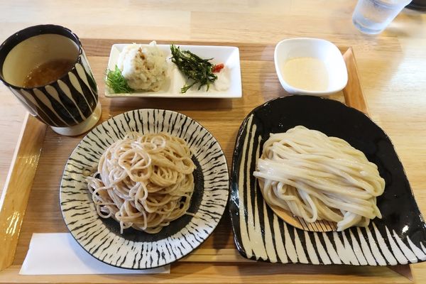 「【限定】ざるの麦そば吟醸味噌つゆ￥１６００」@麦そば専門店 麦の上の写真