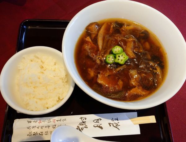 「ナスと豚肉のラーメン（1,000円くらい）」@謝朋殿 大崎店の写真