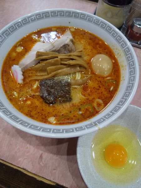 「中華そば(小)700円担々変更50円(麺カタメ)生玉子50円」@所沢大勝軒の写真