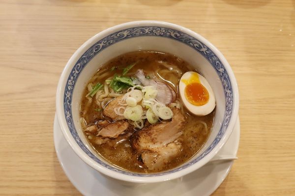 「７種の魚介塩そば￥８５０」@鶏そば 風鈴の写真