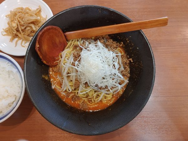 「汁なし担々めん」@かいすい 中郷店の写真