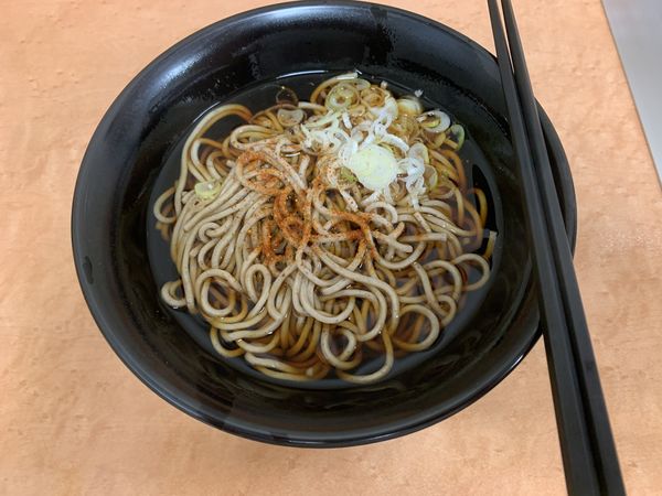 「かけそば 290円」@清流そば 立川駅5・6番線の写真