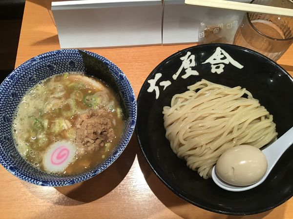 「朝特製つけ麺880円」@六厘舎の写真