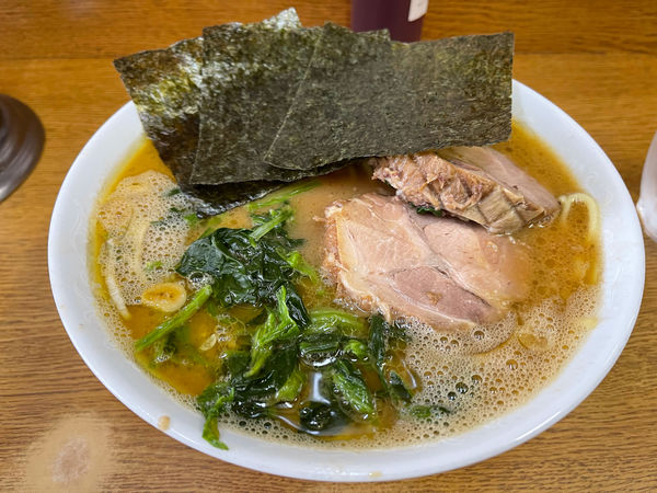 「ラーメン中　薄め・柔らかめ・普通」@ラーメン虎ノ穴の写真