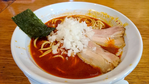 「【昼】赤の煮干しそば《唐紅～からくれない～》 並」@煮干そば とみ田の写真