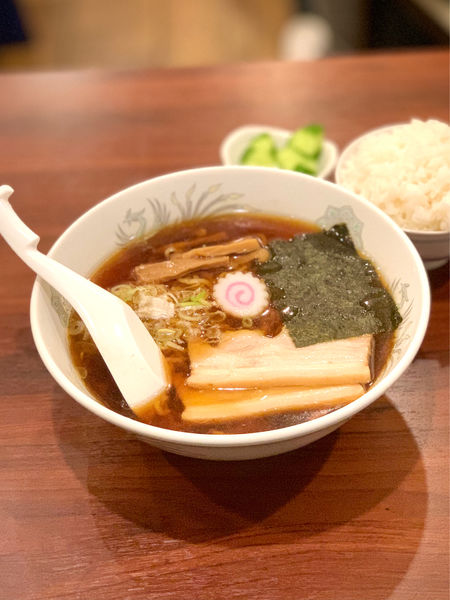 「東京醤油らーめん世田谷餃子セット」@世田谷餃子の写真