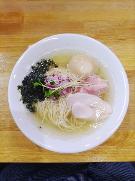 「しじみ蕎麦塩 +味玉 ﾒﾝﾏ抜き」@しじみ中華蕎麦 イツ花の写真