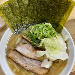 豚骨醤油チャーシュー大盛り　海苔増し