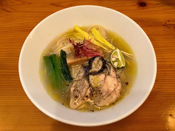 「【期間限定】牡蠣の冷やしそば」@麺堂にしき 新宿歌舞伎町店の写真