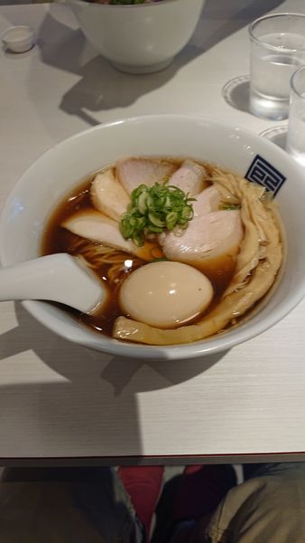 「鴨✖︎鶏 特製淡麗醤油らーめん」@淡麗拉麺 己巳の写真