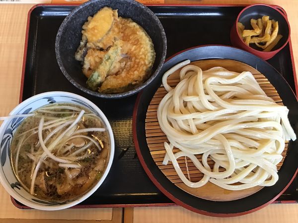 「つけ汁ランチ(うどん並・肉つけ汁)759円」@久兵衛屋 流山平和台店の写真