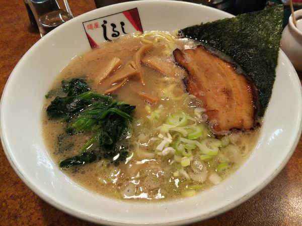 「塩豚骨ラーメン　：太麺」@麵屋 しるしの写真