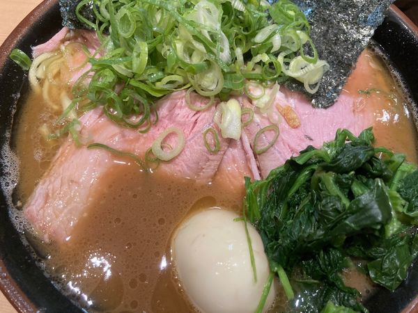 「皇綱特製ラーメン(中)＋ライス」@輝道家直系 皇綱家の写真