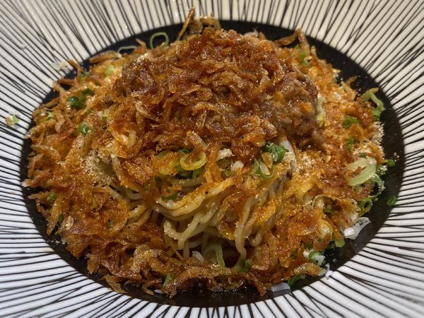 「絶品汁無し坦々麺」@麺処 一龍の写真