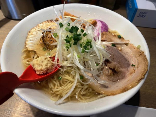 「【限定】帆立の塩らーめん」@つけ麺 一頂の写真