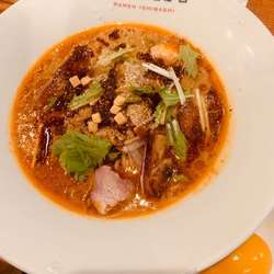 冷やし担々麵（限定） 900円