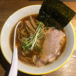魚燻ラーメン