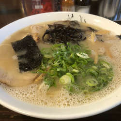 大盛ラーメン700円