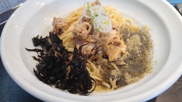 「煮干し和え玉」@麺屋 彩音 ~Sign~の写真