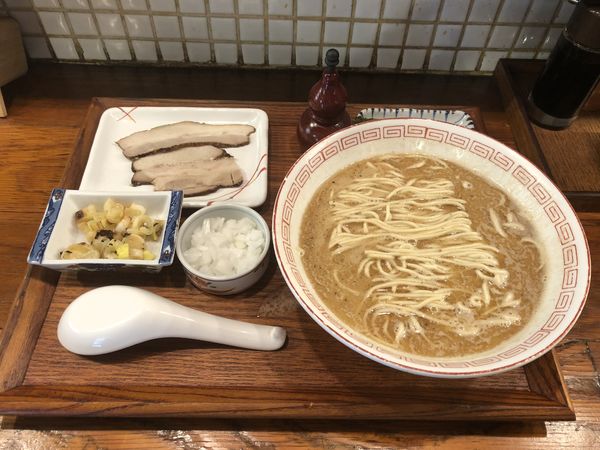 「鯵 (あじ) 850円」@炭火焼濃厚中華そば 倫道の写真