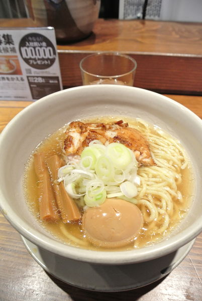 「macro無料+煮卵72円」@人類みな麺類 東京本店の写真