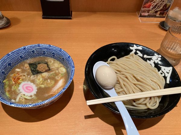 「味玉つけ麺」@六厘舎の写真