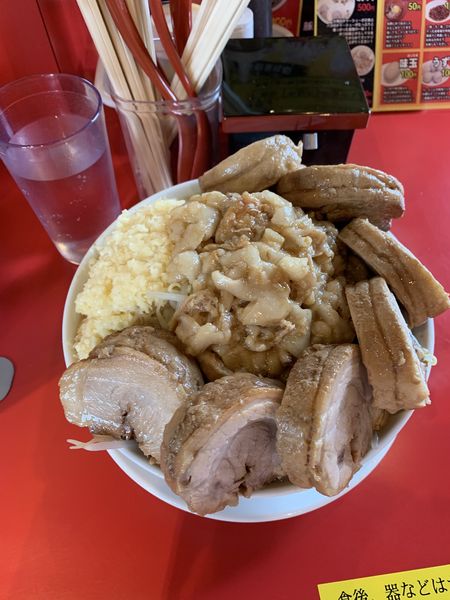 「ラーメン（極太麺）＋豚トリプル×2」@ボディブローの写真