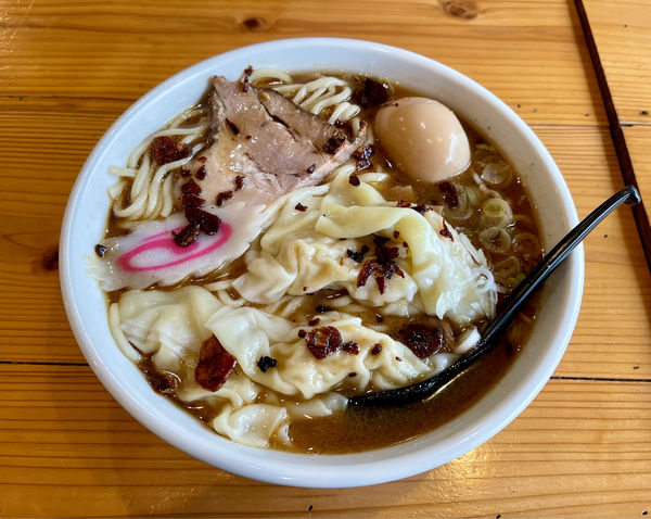 「焦がしネギ ワンタンメン」@東池袋大勝軒 昭島店の写真