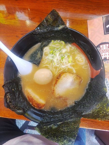 「三段バラ叉焼麺+熟成とろ玉+海苔  ﾒﾝﾏ、ｷｸﾗｹﾞ抜き」@ラーメン&らーめん 一代元 加須三俣店の写真